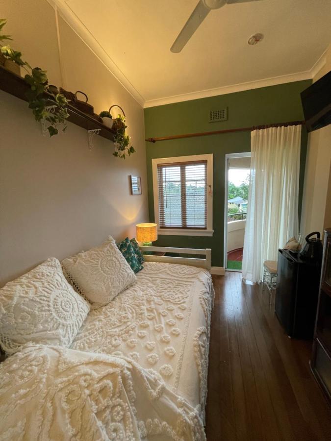 Babinda Quarters Hotel Екстериор снимка