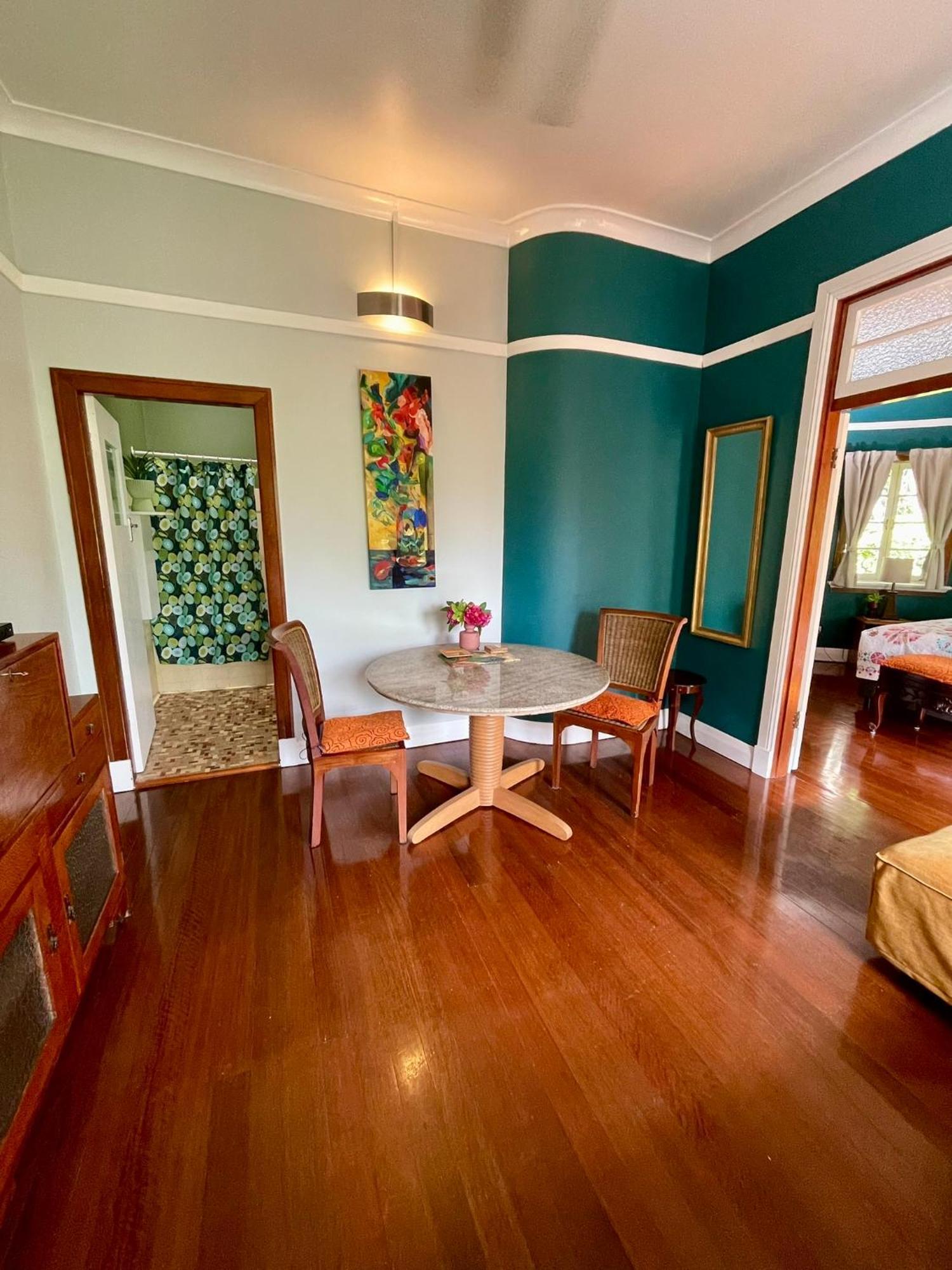 Babinda Quarters Hotel Екстериор снимка